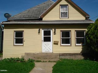 827 S Miami Ave, Freeport, IL 61032