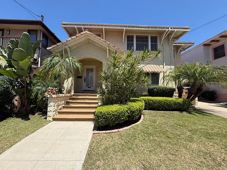 3355 Brant St — Photo 2
