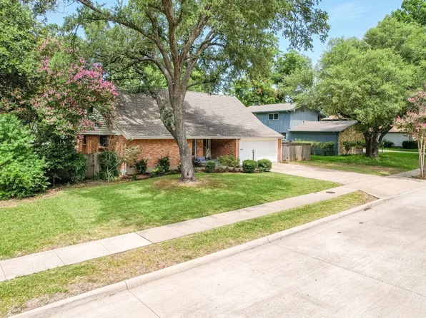 9321 Pinewood Dr, Dallas, TX 75243