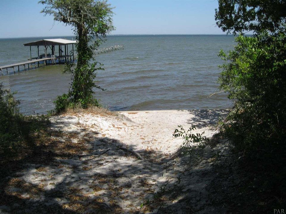 1st image of 4466 Hickory Shores Blvd