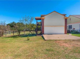 1050 Hidden Hills Dr, Dripping Springs, TX 78620
