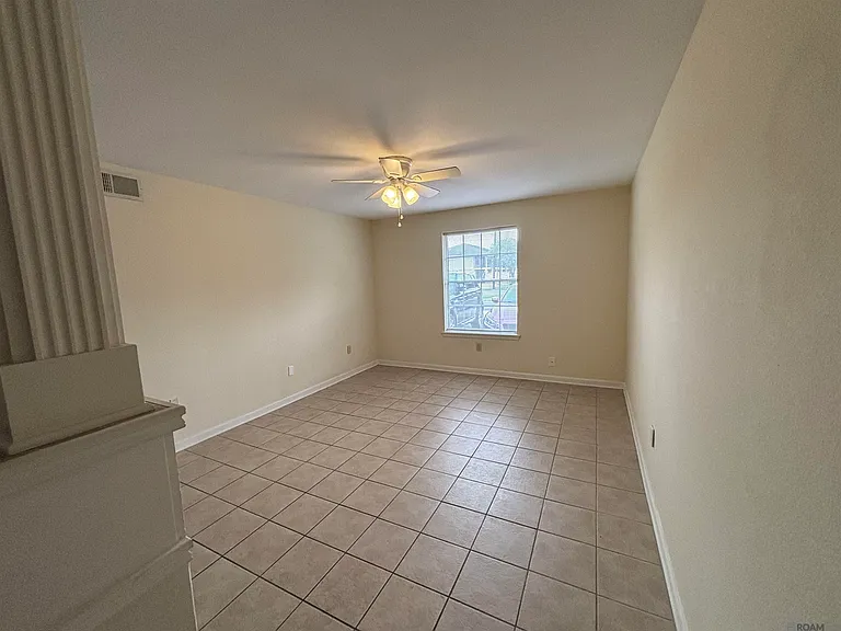 445 W Parker Blvd #3 — Photo 6
