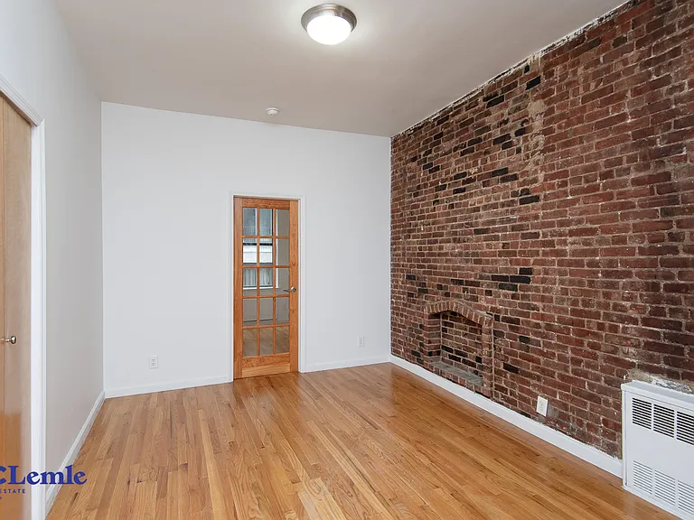 206 E 25th St #4RW — Photo 7