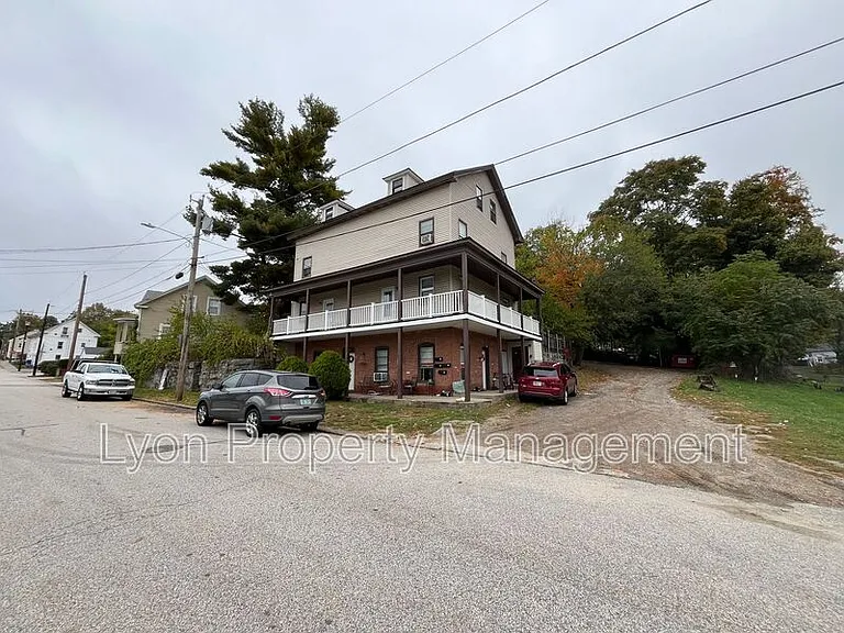 14 Smith St #5 — Photo 4