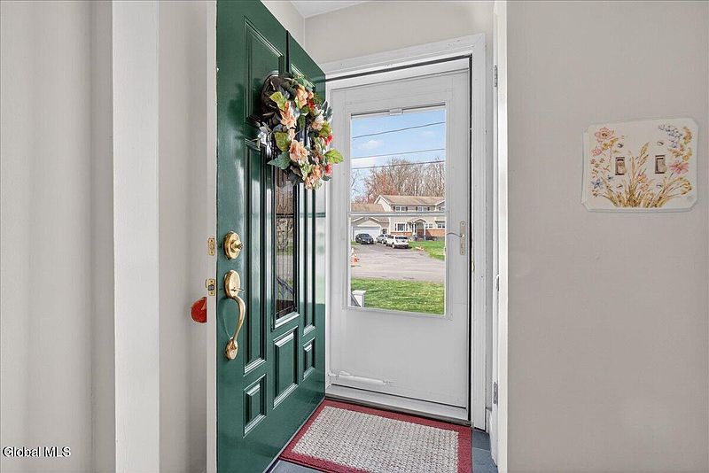 3rd image of 1006 Riggi Avenue