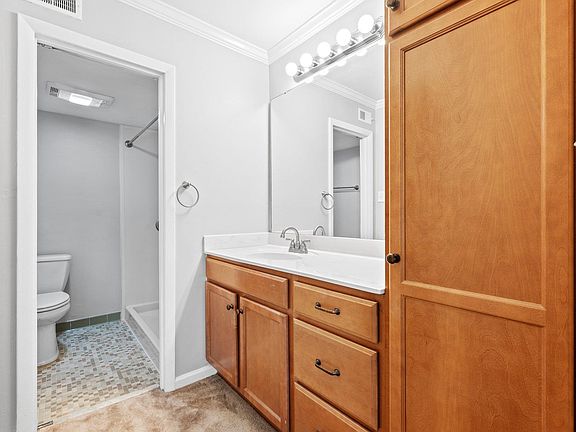 5th image of 925 Cleveland St Unit 61