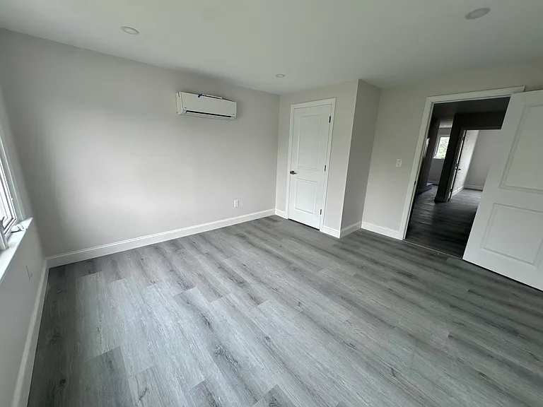 10 Lake Ave #2 — Photo 9