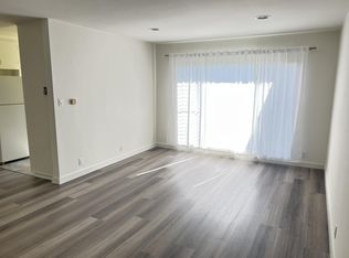 3009 Arizona Ave #8, Santa Monica, CA 90404