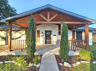 805 Greenbriar Dr, Garland, TX 75043