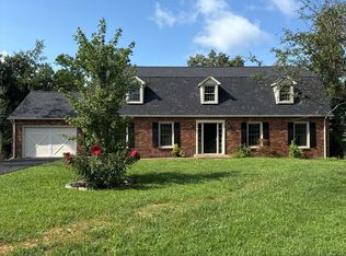 575 Woodmont Cir, Cookeville, TN 38501