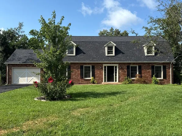 575 Woodmont Cir, Cookeville, TN 38501