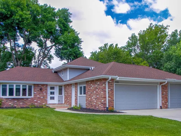 8100 Lamplighter Cir, Lincoln, NE 68510