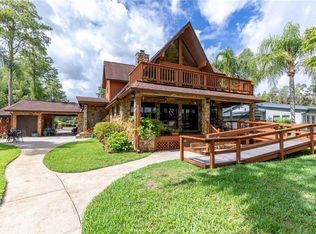 17024 Dennis Rd, Lutz, FL 33558