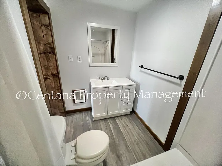 521 Birch St — Photo 12