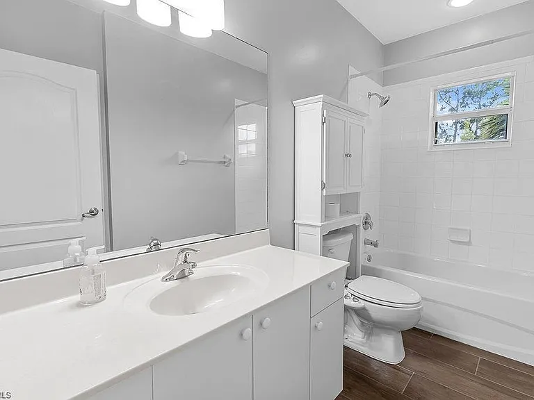 7827 Regal Heron Cir #306 — Photo 9