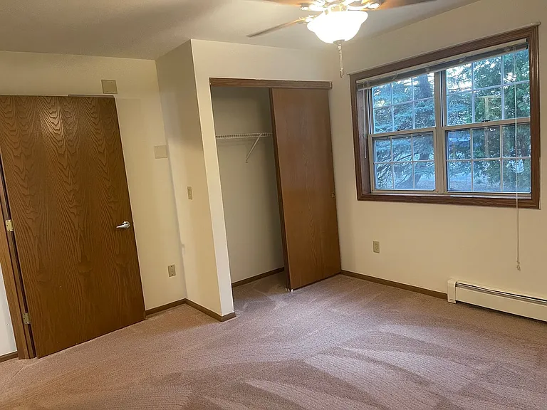 410 S River Rd #20-40-60 — Photo 24