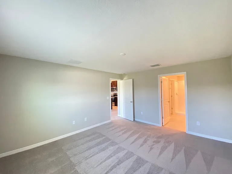 12257 SE 100th Ave — Photo 22