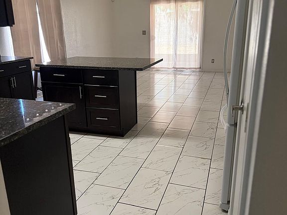 3rd image of 4821 N 87th Ave