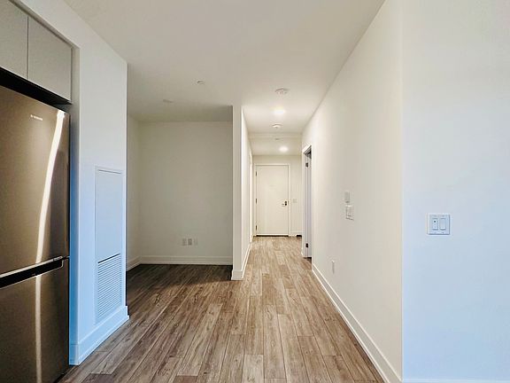 3rd image of 9 Clegg Rd #1126