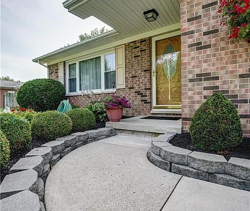 4th image of 6474 Daly Rd