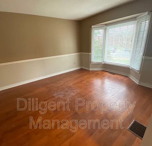 1103 Huntington Cir #PROPERTY — Photo 16