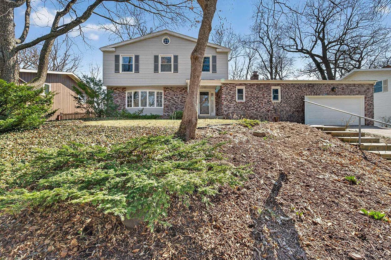 533 Shady Wood Way photo 1