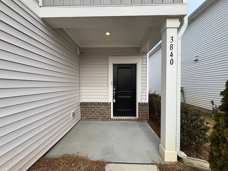 3840 Backwater St — Photo 3