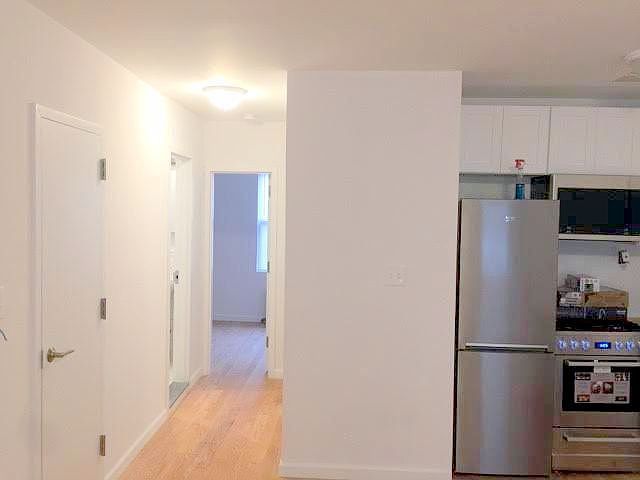 1st image of 933A Pacific St APT 1