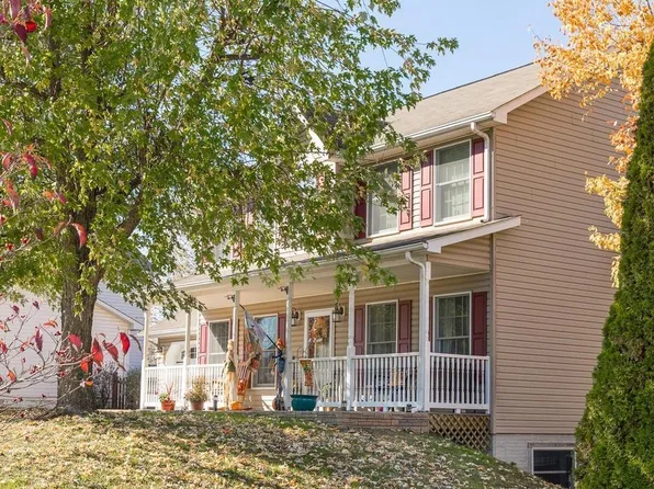 113 Senseny Glen Dr, Winchester, VA 22602