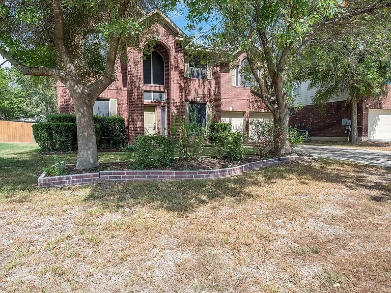 4229 Kingsburg Dr — Photo 38