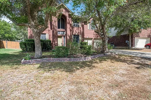 4229 Kingsburg Dr Photo 1