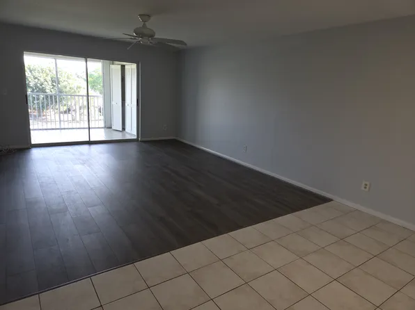 5651 Rattlesnake Hammock Rd APT 301C, Naples, FL 34113
