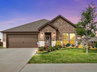 10705 Blaze St, Aubrey, TX 76227