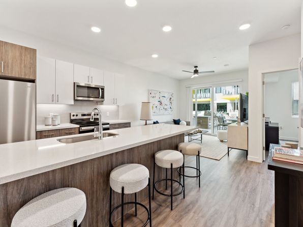 2058 E Apache Blvd #2037