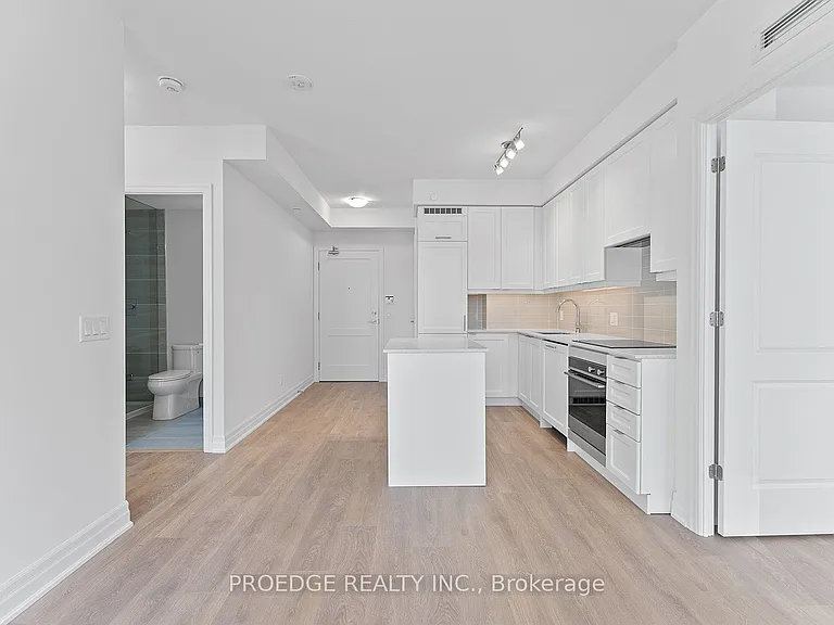30 Elm Dr W #801 — Photo 11