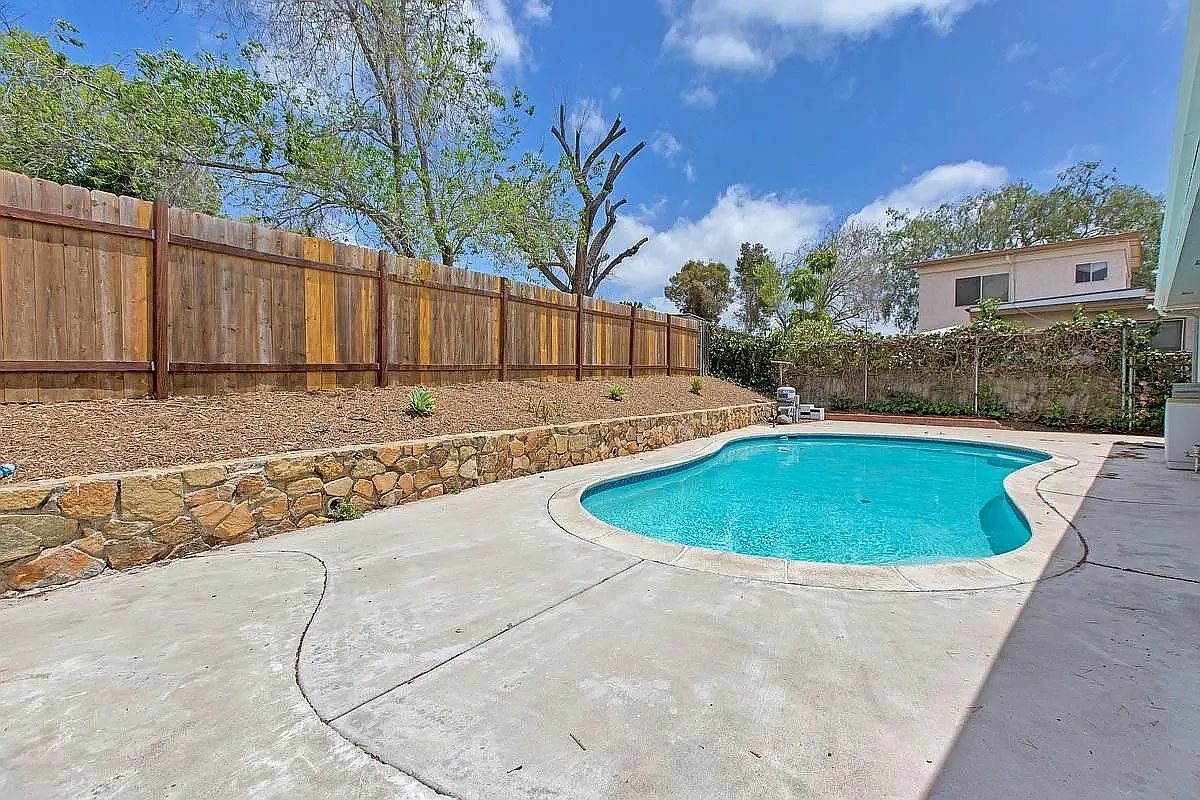 5 bed, 1624 sqft, $6,750 — Photo 4