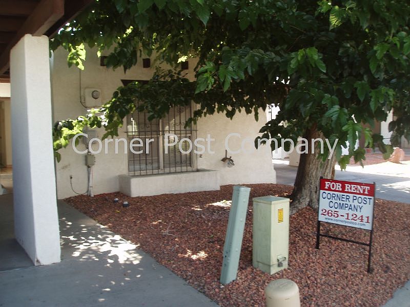 1st image of 102 Calle Pueblo Pinado NW