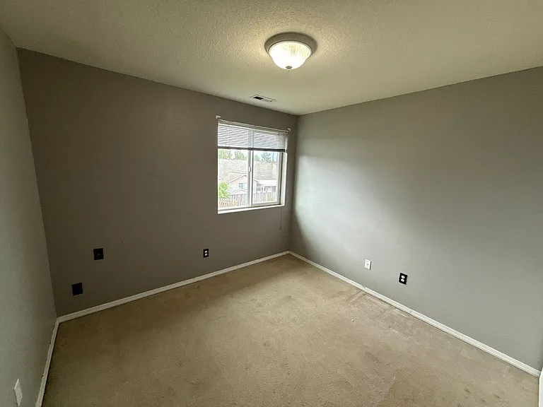 4105 Windy Ave NE — Photo 25