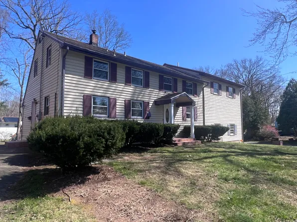 97 Ellsworth Drive, Bloomfield, CT 06002