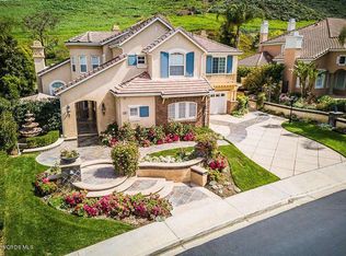 588 Rustic Hills Dr, Simi Valley, CA 93065
