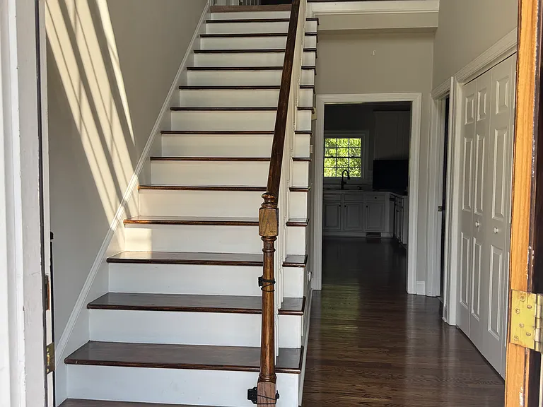 5065 Cramer Woods Dr — Photo 12