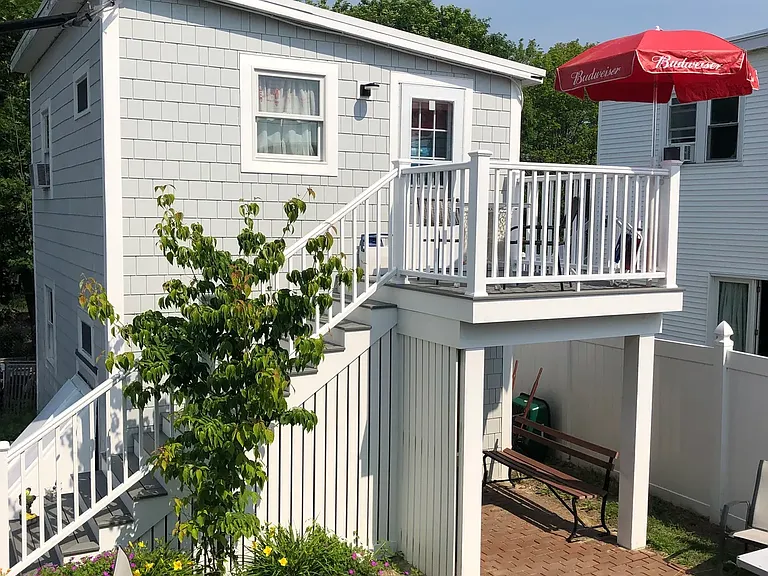 42 E Grand Ave #42C — Photo 1