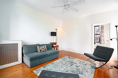Rented by R New York