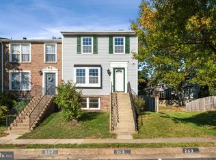 5936 Spruce Run Ct, Centreville, VA 20121