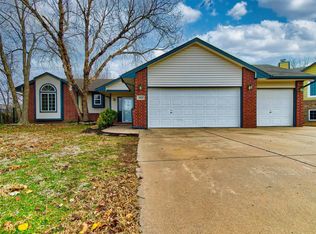 1930 S Prescott Cir, Wichita, KS 67209