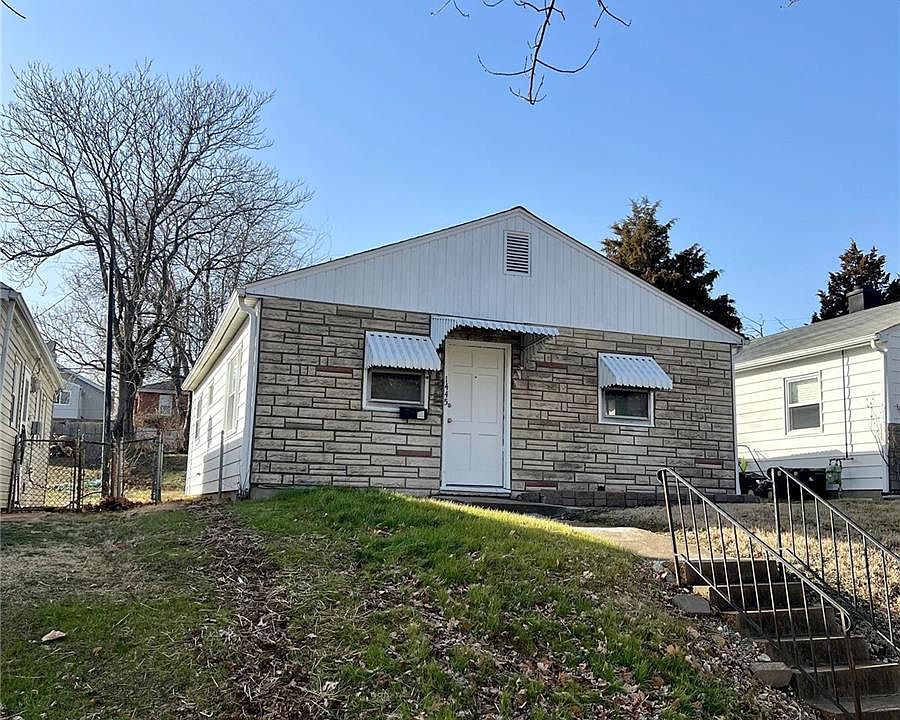 1st image of 1445 Sproule Ave