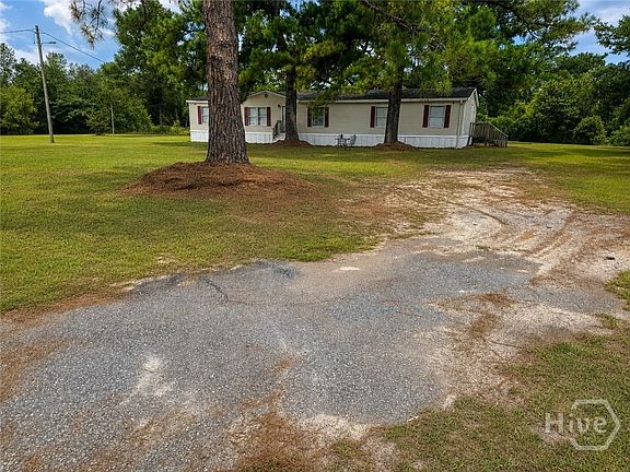 3rd image of 311 Live Oak Loop