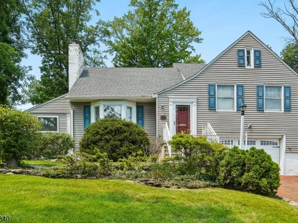 25 Lake Dr West, Wayne Twp., NJ 07470