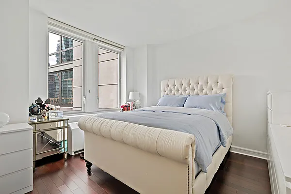 Sold by Nest Seekers International | media 17