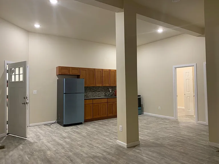 4832 Longshore Ave #1 — Photo 9